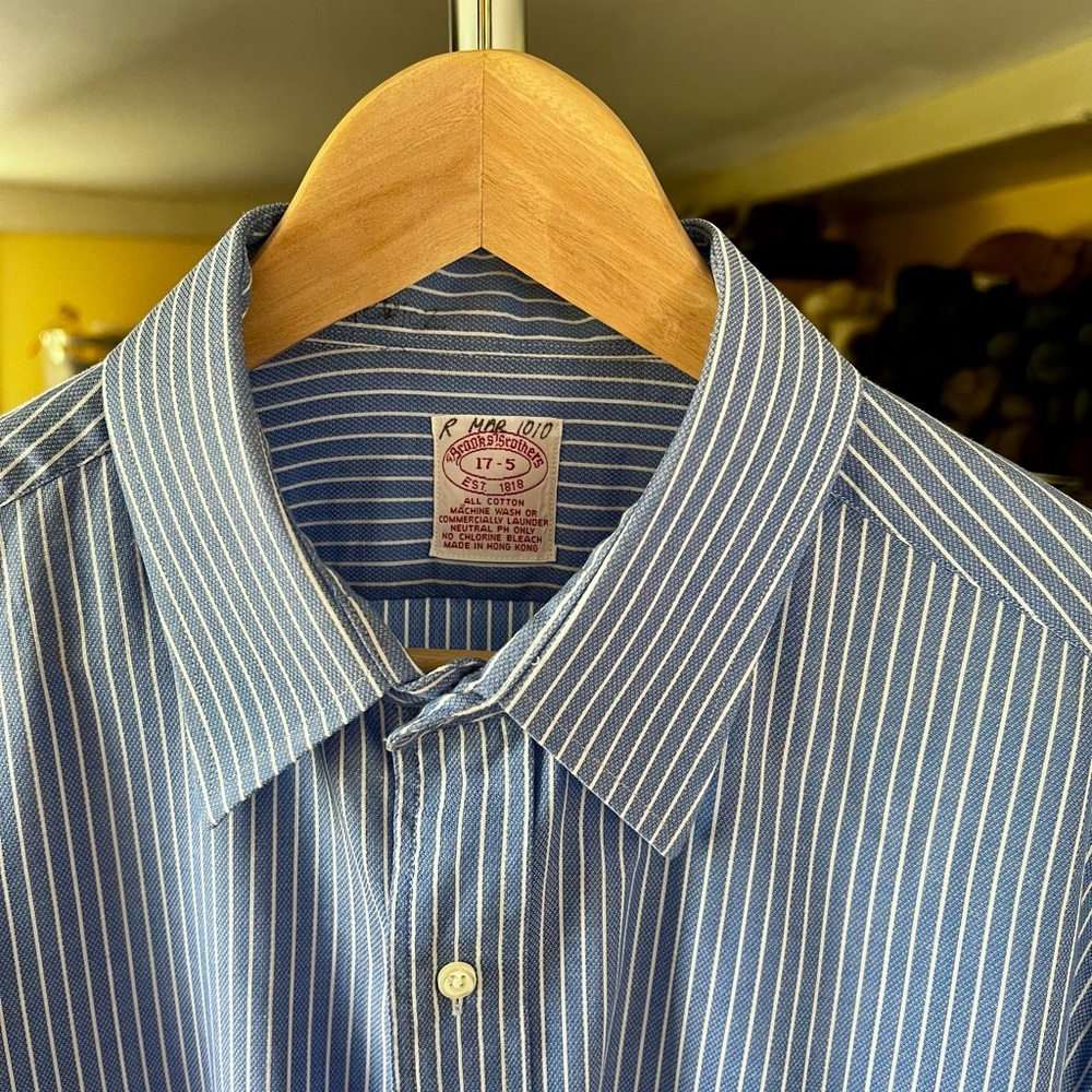 Brooks Brothers textured blue white pinstripe French Cuff Men's Shirt 17-5